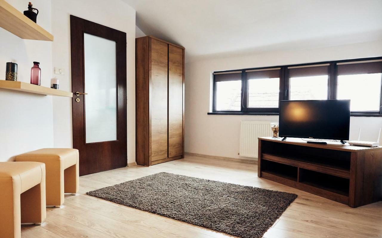 Apartament Modern Brasov Exterior photo